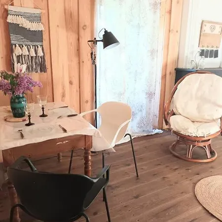 Charmant Studio Avec Jardin A La Campagne Sur Le Chemin De Saint Jacques De Compostelle * ロゼルト